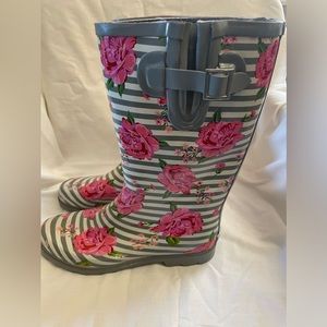 Women’s waterproof high top rubber rain boots